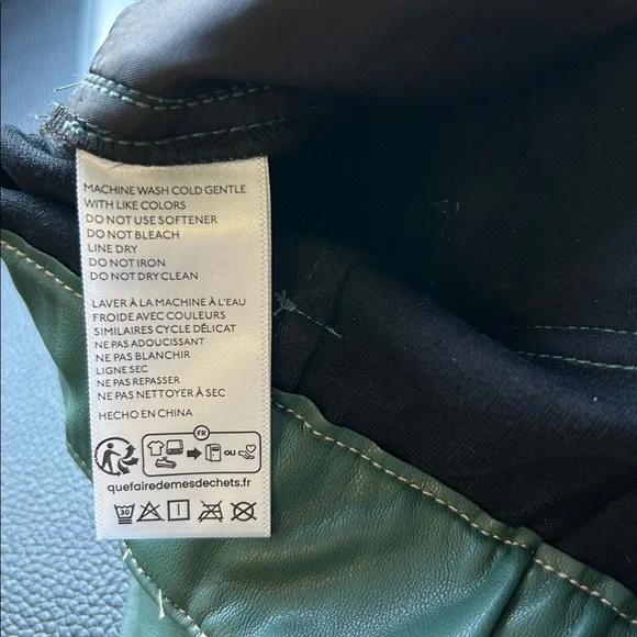 Anthropologie Pilcro Faux Leather Soft Parachute Pants Dark Green Sz S NEW - Picture 13 of 15